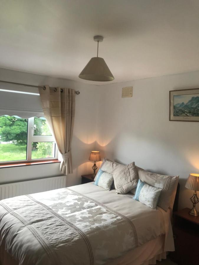 Marguerite'S B&B Glenties Bagian luar foto