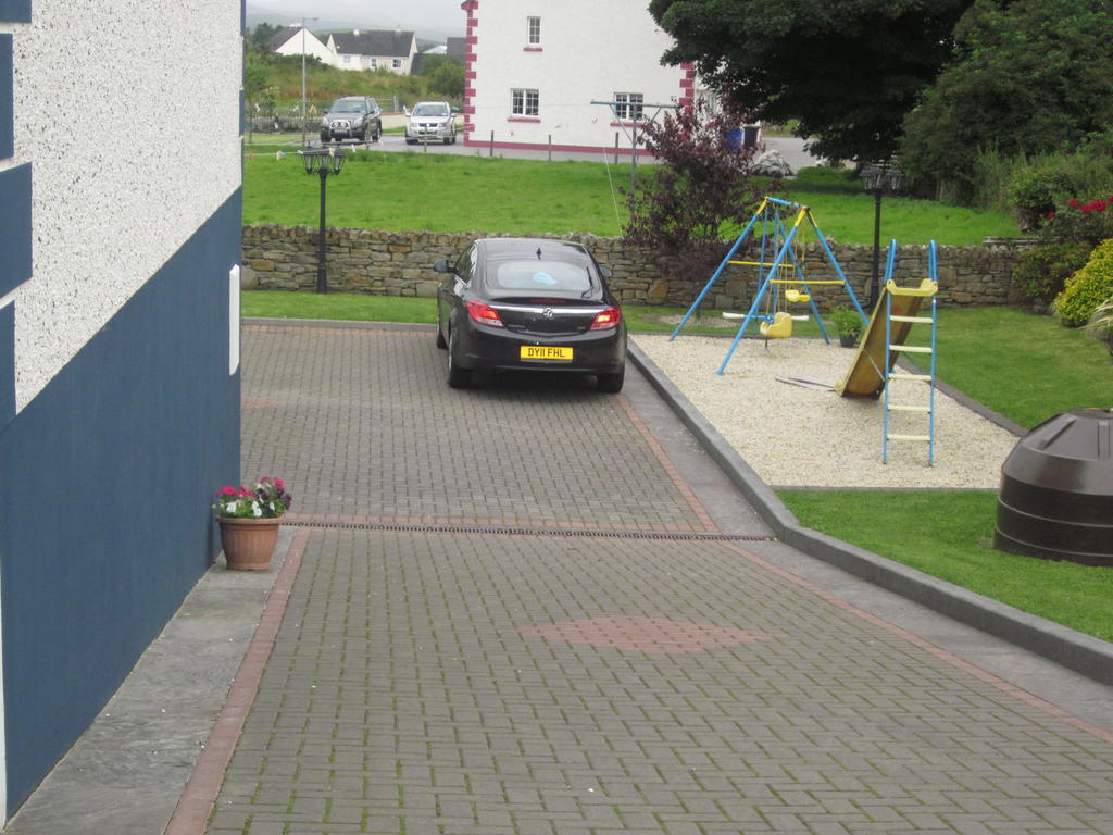 Marguerite'S B&B Glenties Bagian luar foto