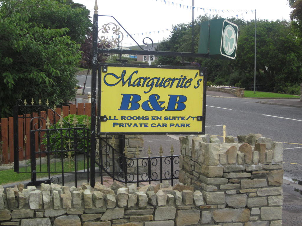 Marguerite'S B&B Glenties Bagian luar foto